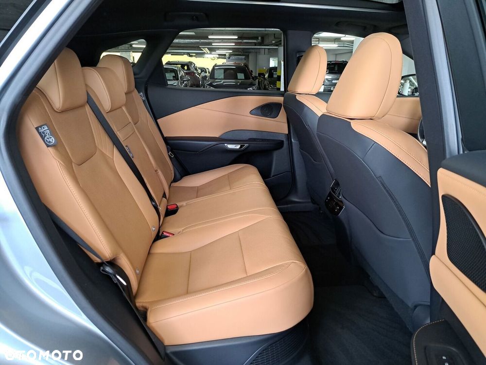 Lexus RX 2024