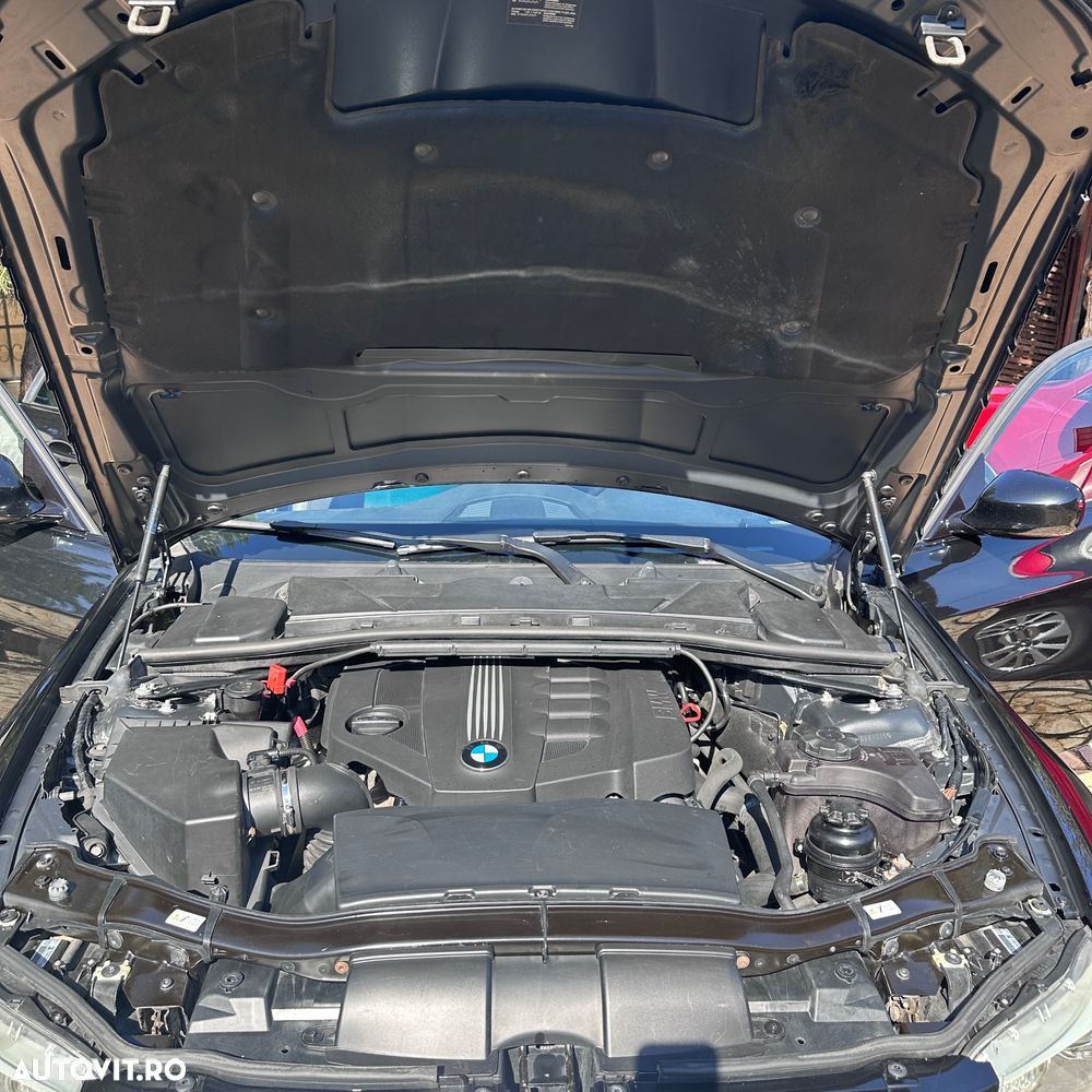 BMW Seria 3 320d DPF Touring Edition Sport - 6