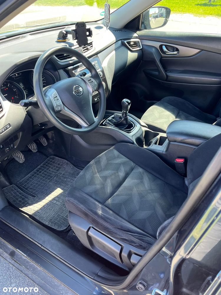 Nissan X-Trail 1.6 DCi Visia - 4