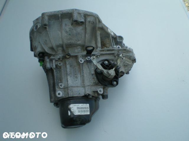 Nissan Note Skrzynia biegow 1.4 benzyna - 1