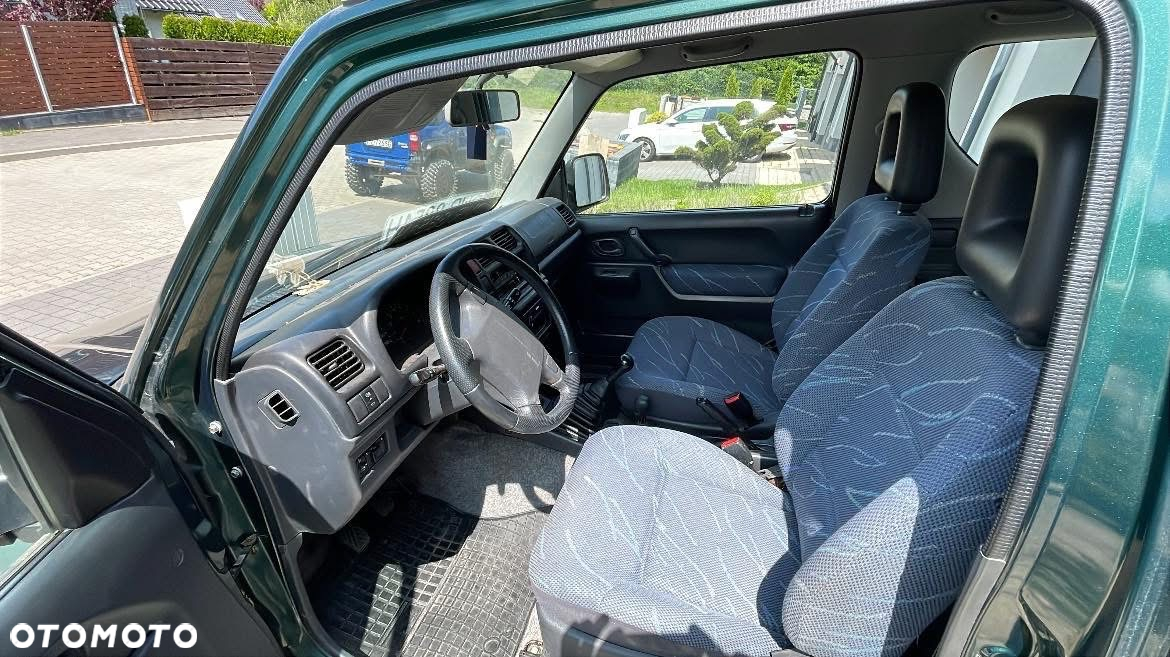 Suzuki Jimny 1.3 - 9