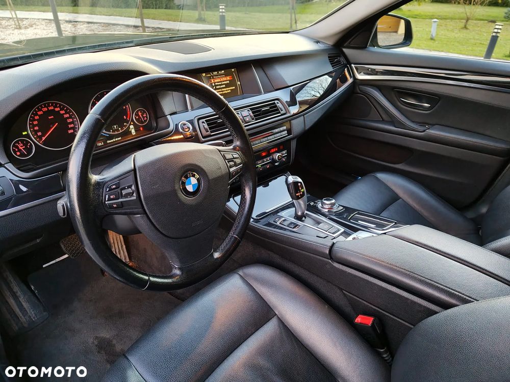 BMW Seria 5 520d - 20