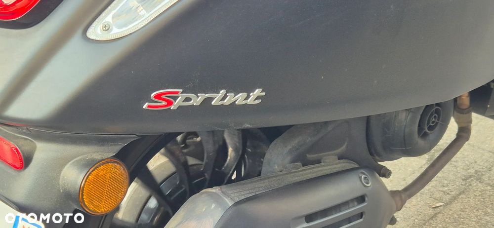 Vespa Sprint - 11