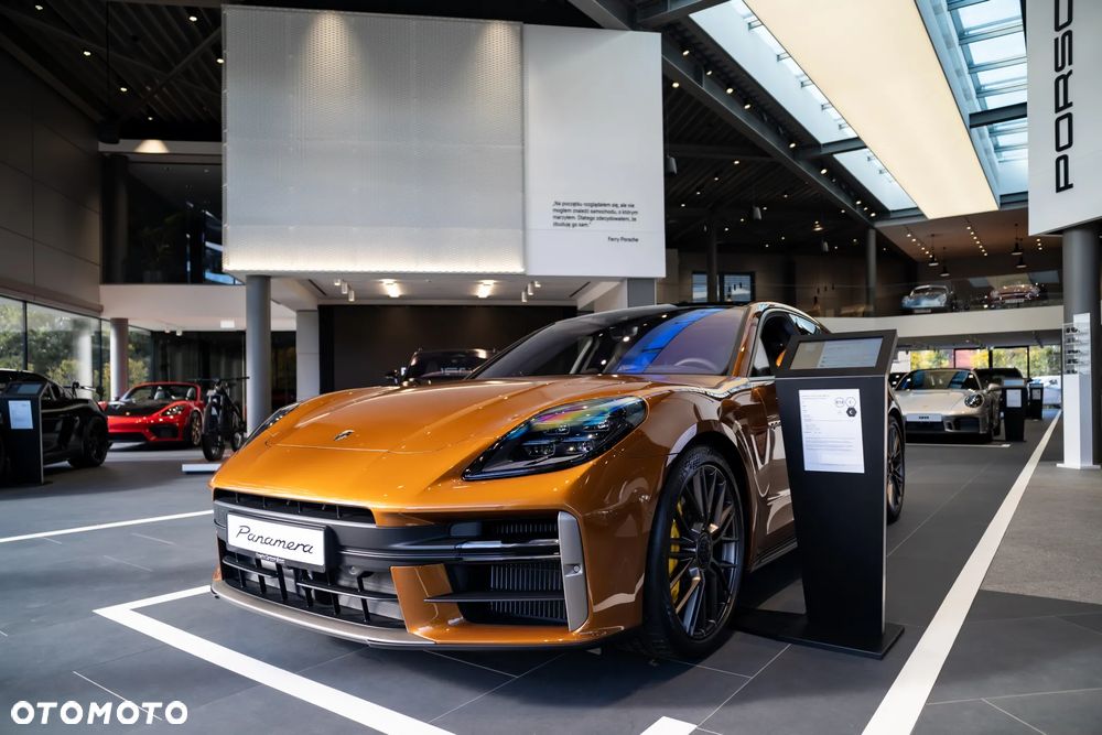 Porsche Panamera Turbo S E-Hybrid PHEV - 2