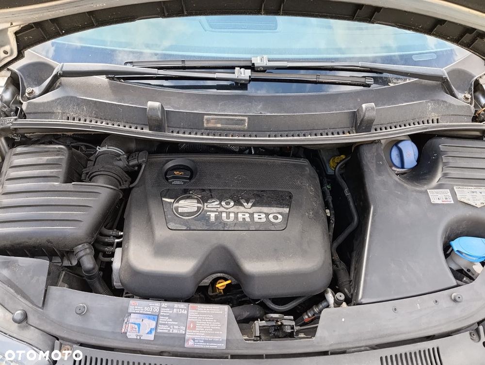 Seat Alhambra 1.8 20V Turbo Sport - 8
