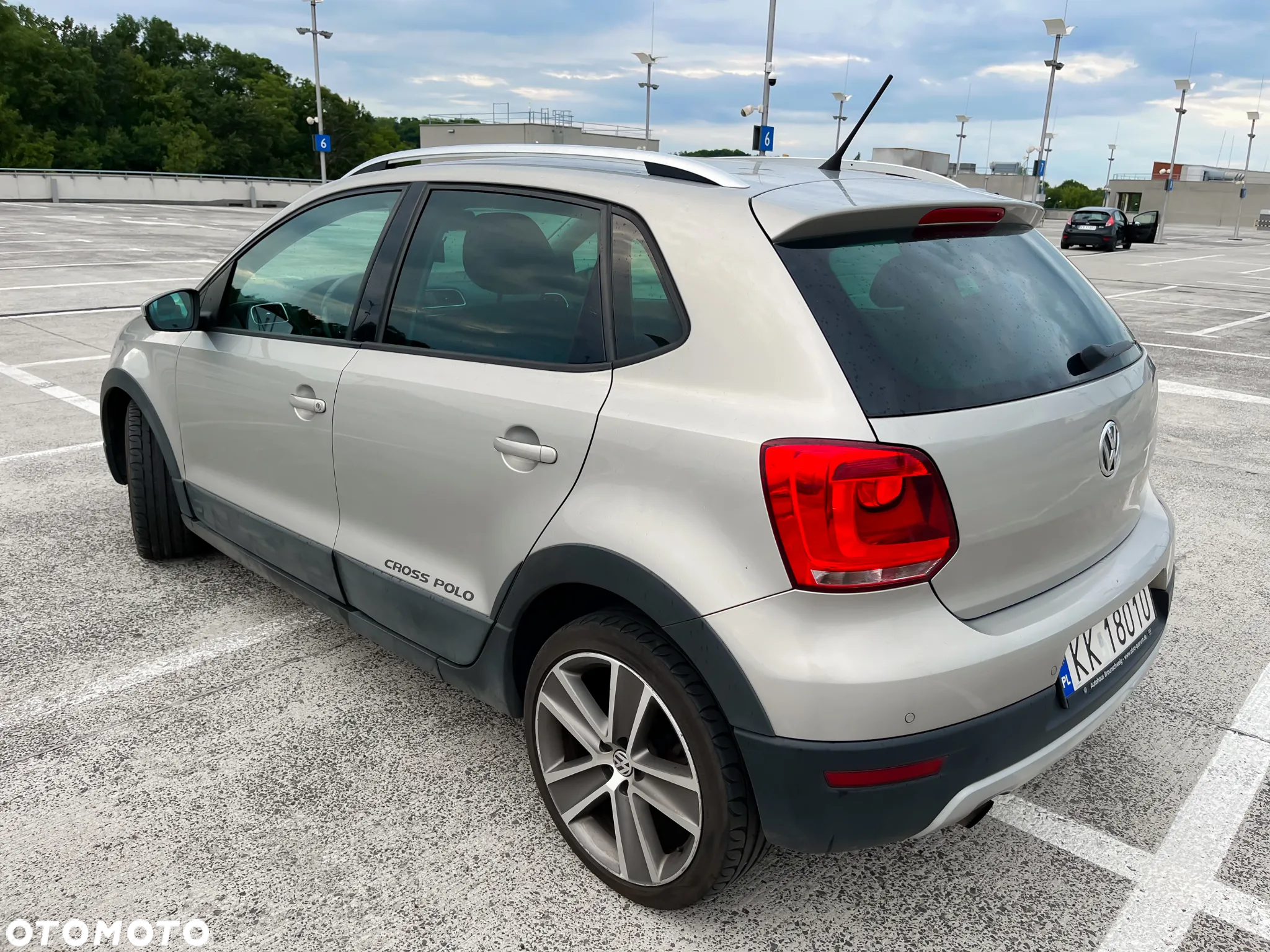 Volkswagen Polo 1.6 TDI Cross - 3