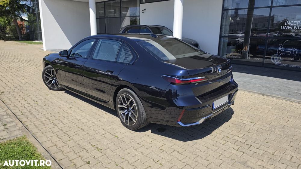 BMW Seria 7 740d xDrive MHEV - 3