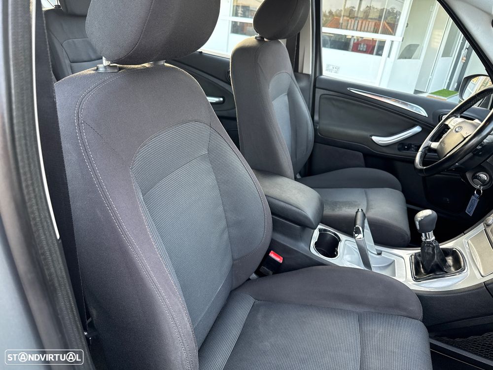 Ford S-Max 1.8 TDCi Titanium 7L - 18