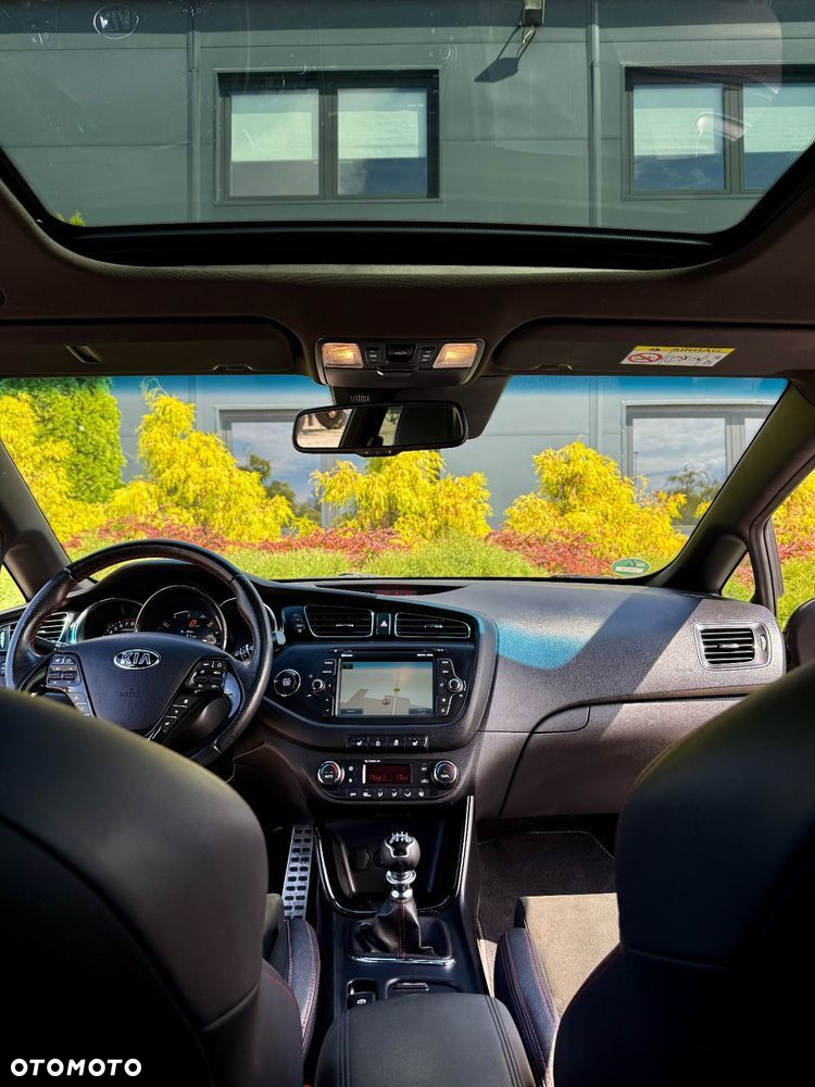 Kia Ceed 1.6 T-GDI GT - 31