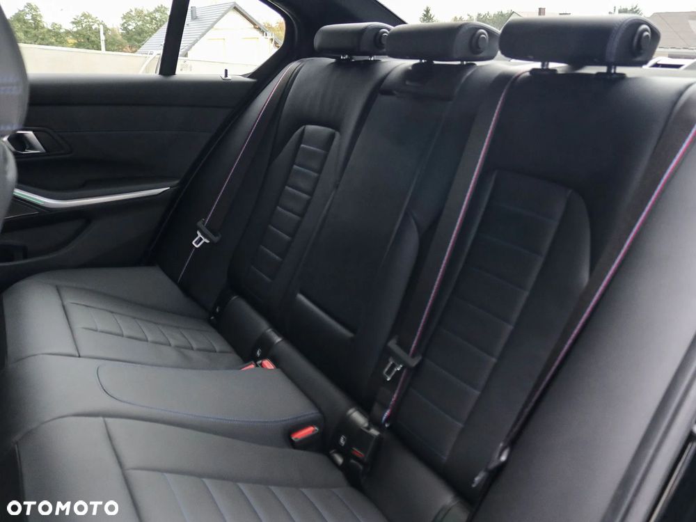BMW Seria 3 320i xDrive M Sport - 20