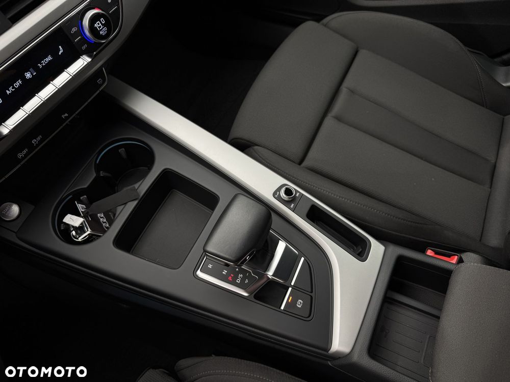 Audi A4 Limousine 35 TFSI mHEV Advanced S tronic - 29