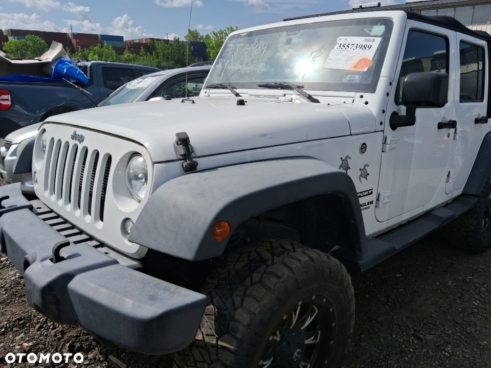 Jeep Wrangler Unlimited 3.6 Automatik Sahara - 15