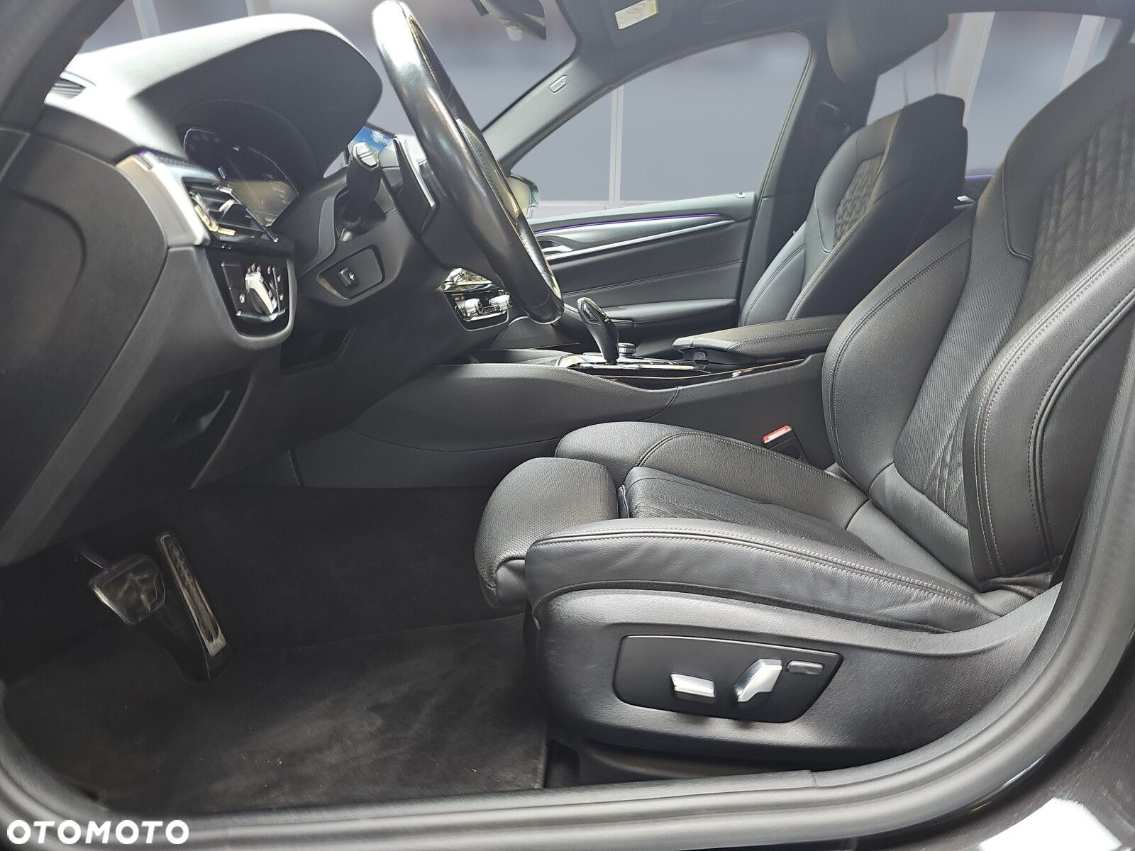 BMW Seria 5 - 25