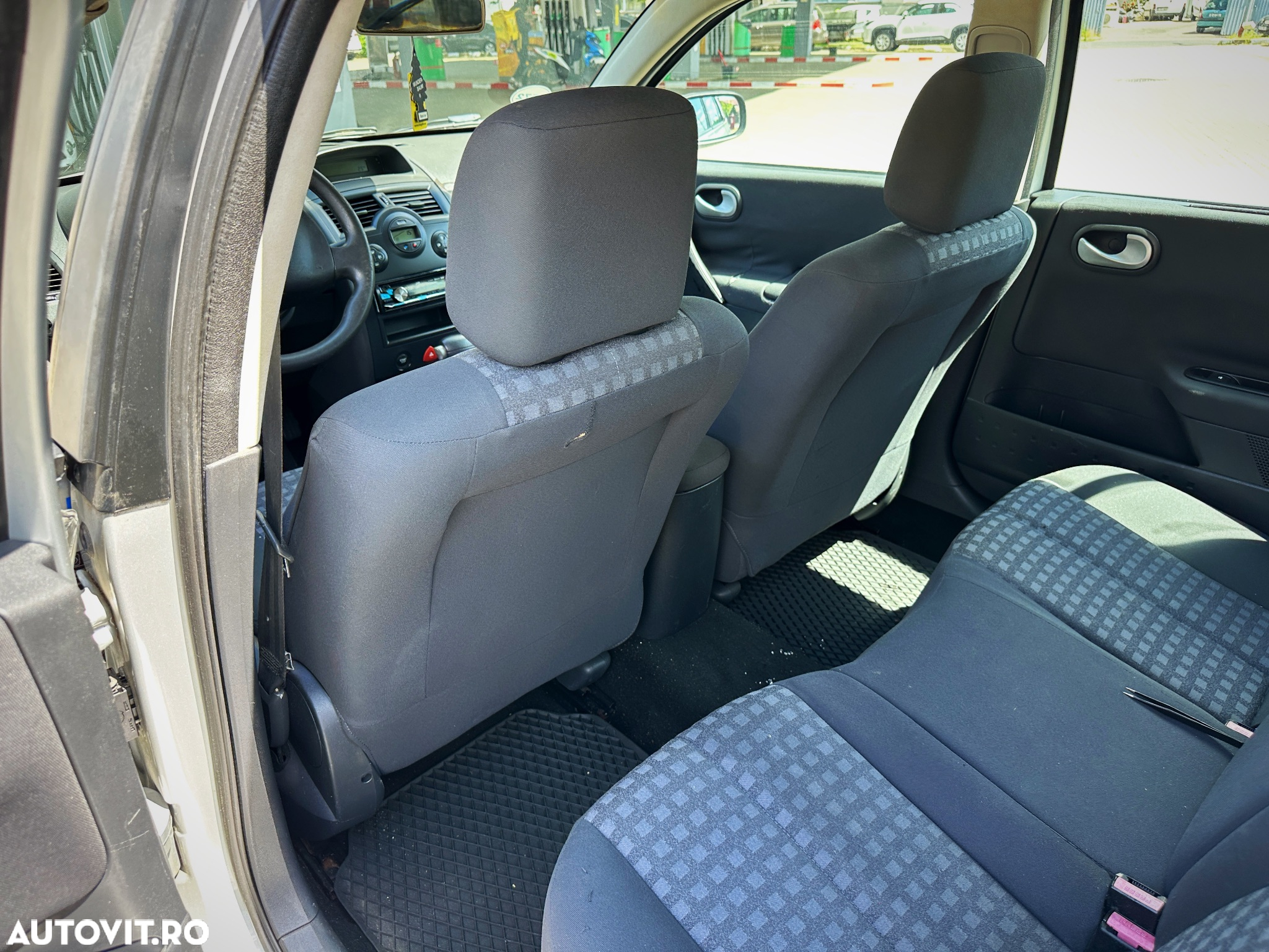 Renault Megane 1.9 dCi FAP Aut. Privilege - 7