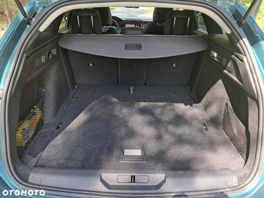 Peugeot 308 BlueHDi 130 EAT8 Stop & Start Allure Pack - 12