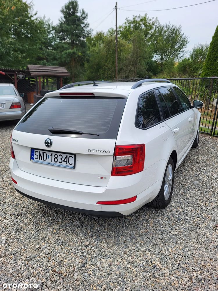 Skoda Octavia 2.0 TDI 4x4 Ambition - 3
