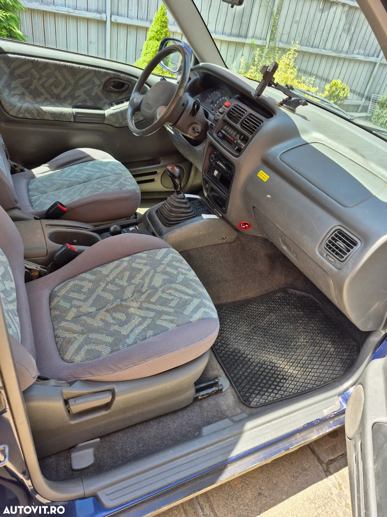 Suzuki Grand Vitara 2.0 - 19