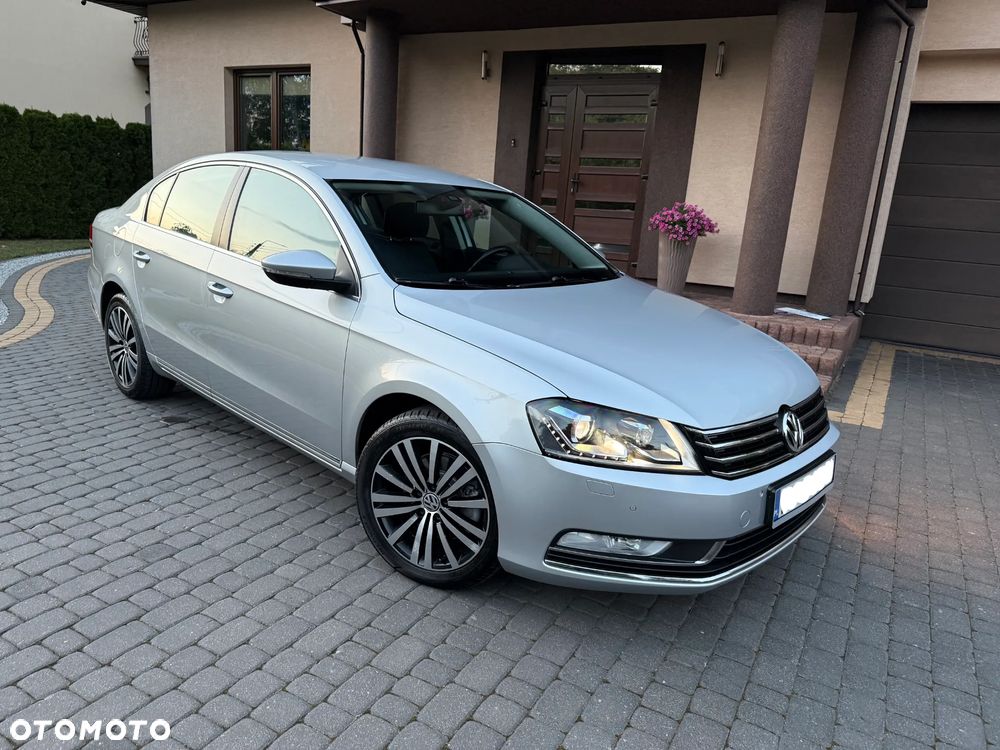 Volkswagen Passat 2.0 TDI Comfortline - 8