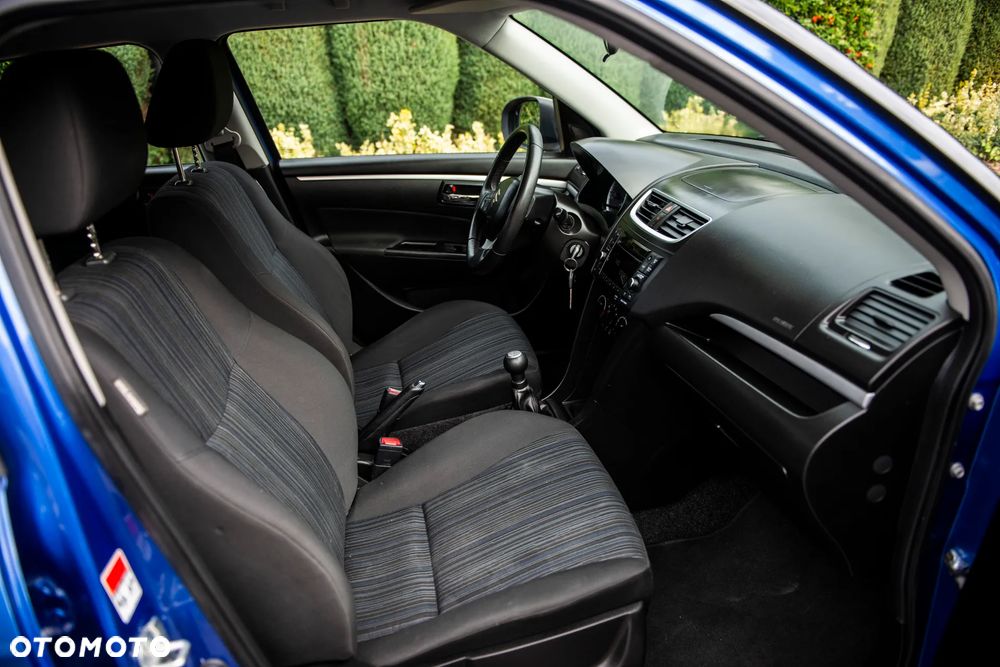 Suzuki Swift 1.2 Club - 35