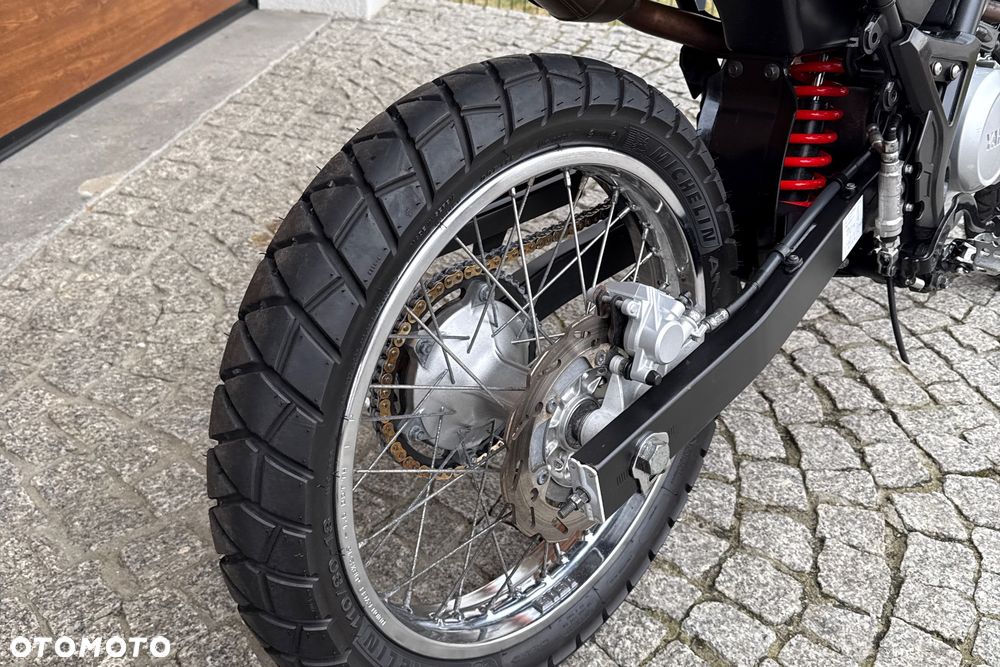 Yamaha WR - 12