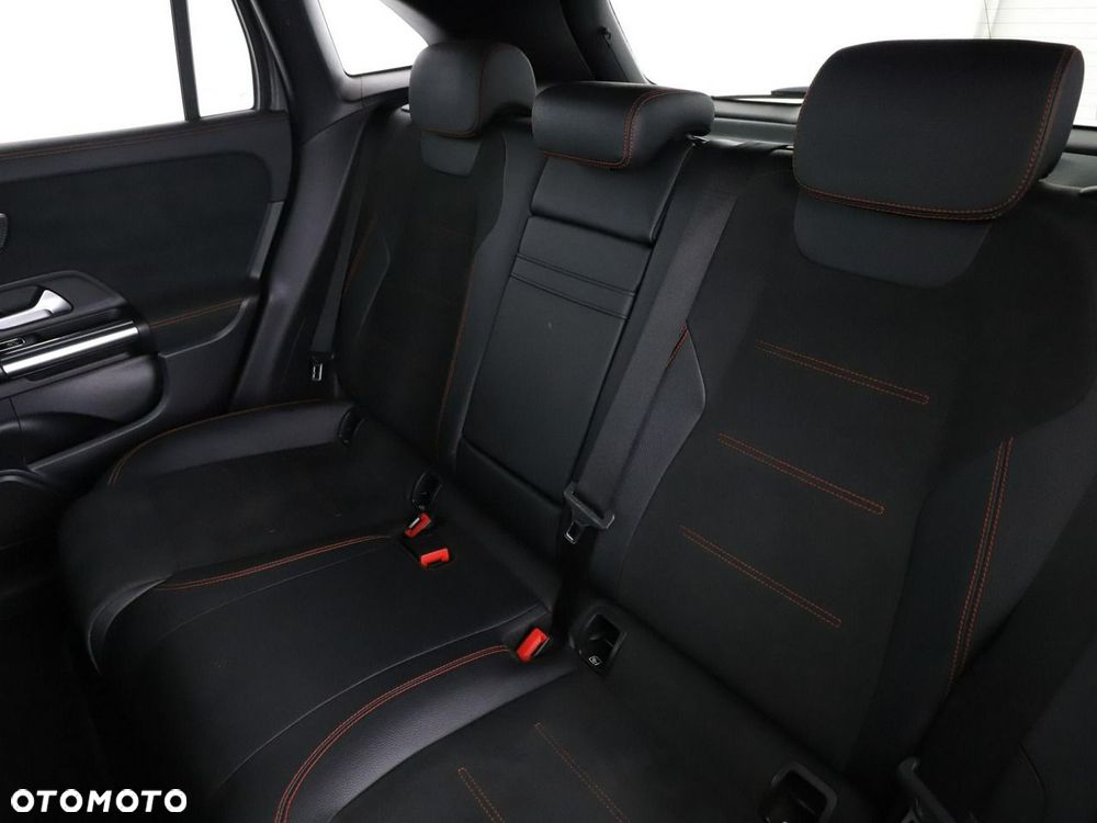 Mercedes-Benz EQA 250 AMG Line - 19