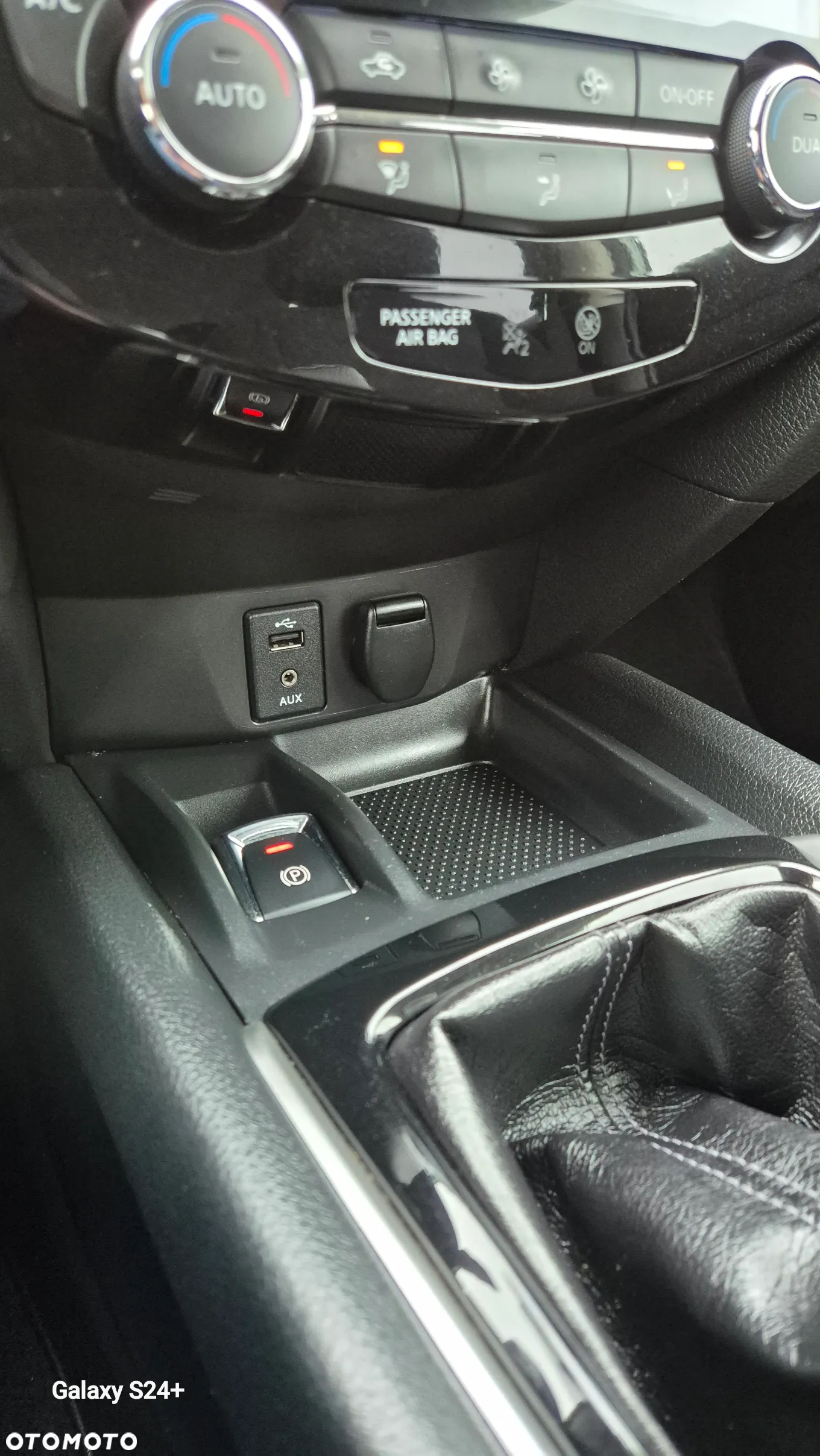 Nissan X-Trail 1.6 DCi N-Connecta 2WD - 32