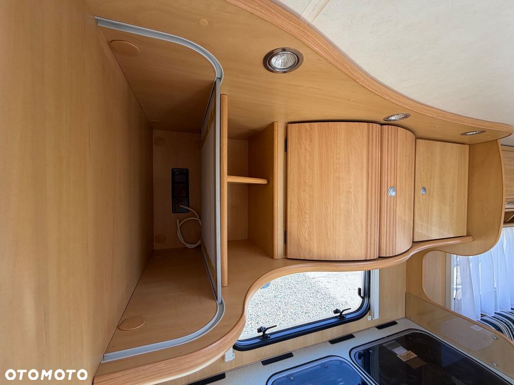 Dethleffs 750 Camper - 14