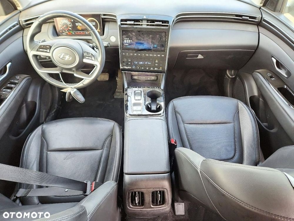 Hyundai Tucson - 8
