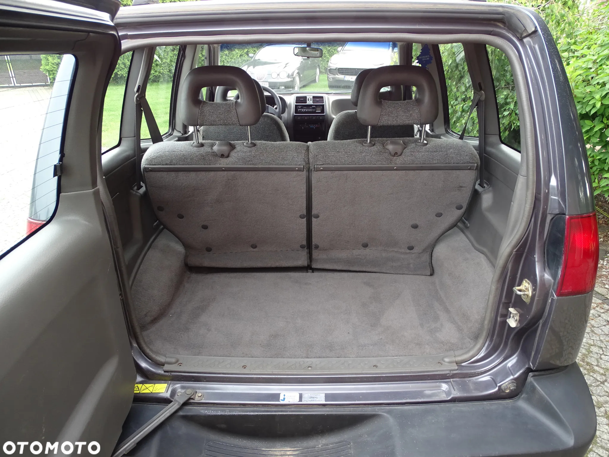 Nissan Terrano II 2.4 SGX - 18