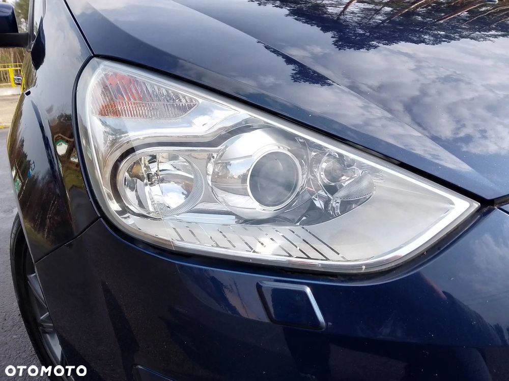 Ford Galaxy 2.0 TDCi Ghia - 8