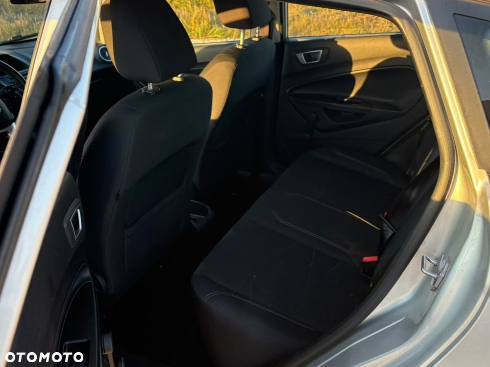 Ford Fiesta - 11