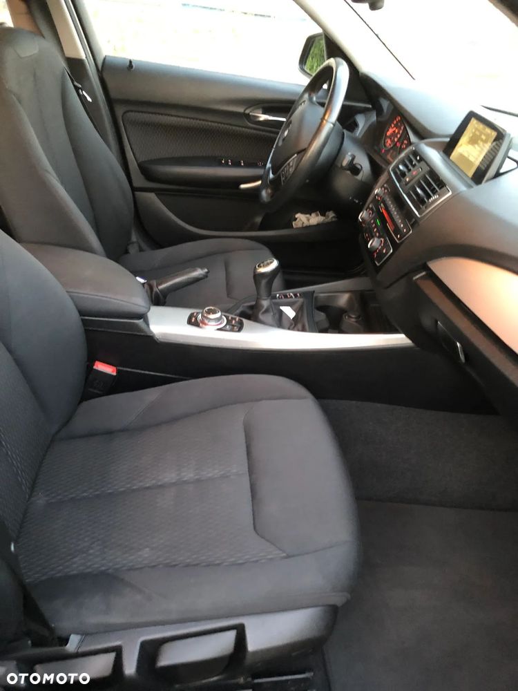 BMW Seria 1 116d - 14