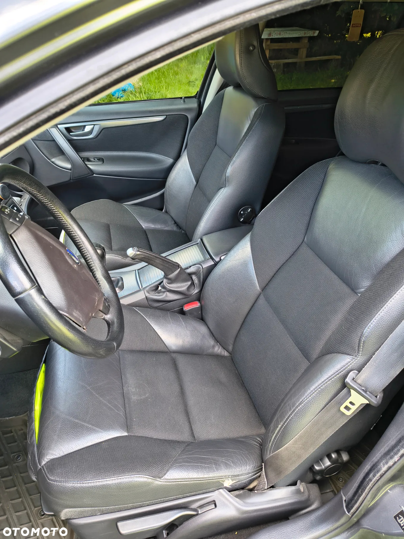 Volvo V70 2.4 Momentum - 10