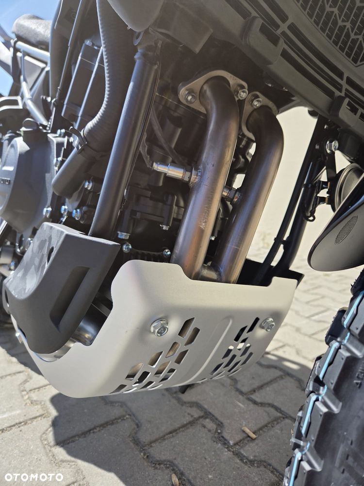 CFMoto 450MT - 11