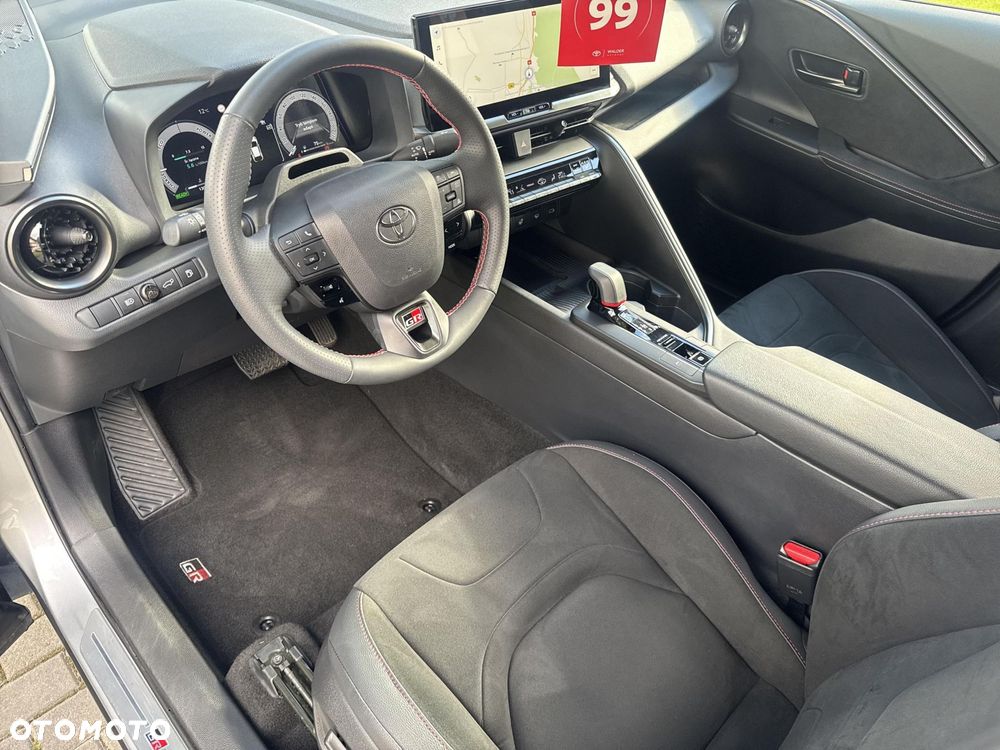 Toyota C-HR - 9
