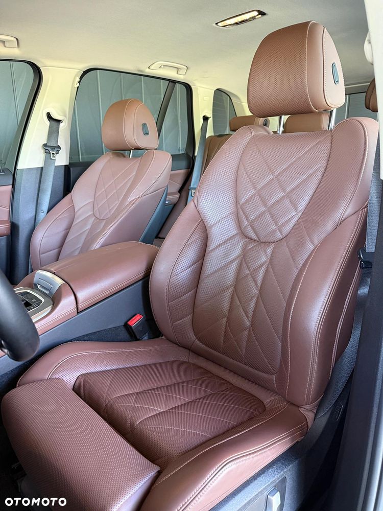 BMW X5 xDrive40i mHEV - 10