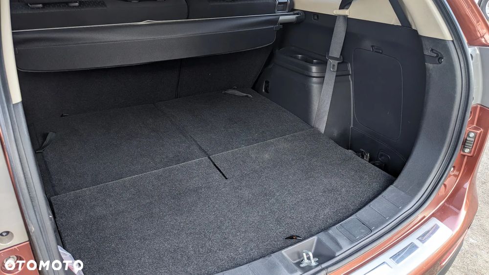 Mitsubishi Outlander 2.0 Intense + - 25