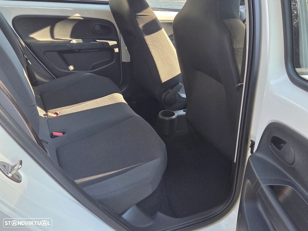 VW Up! 1.0 BlueMotion Move - 13