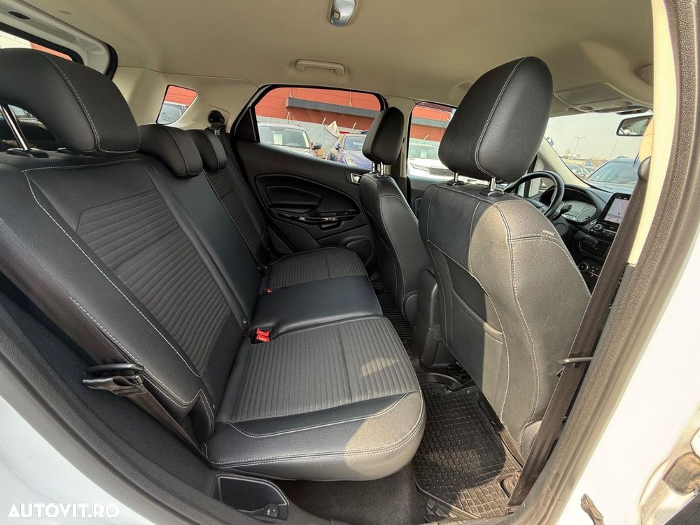 Ford EcoSport - 24