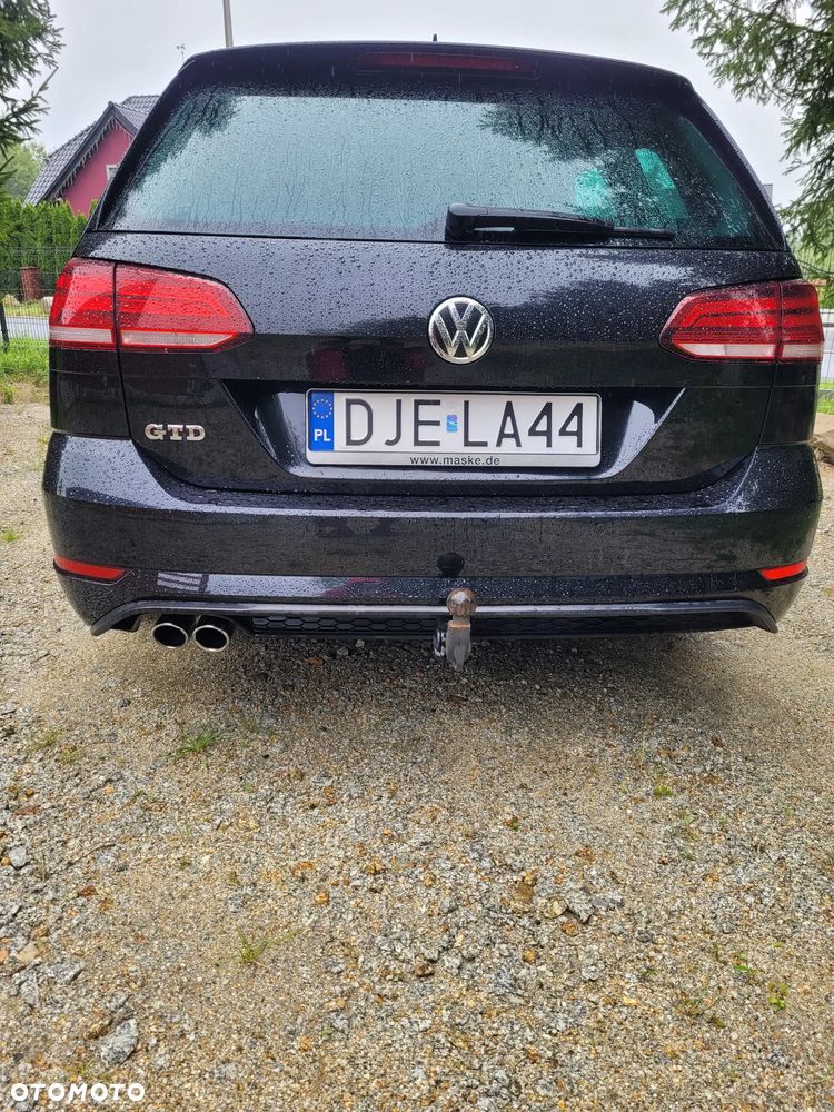 Volkswagen Golf - 18