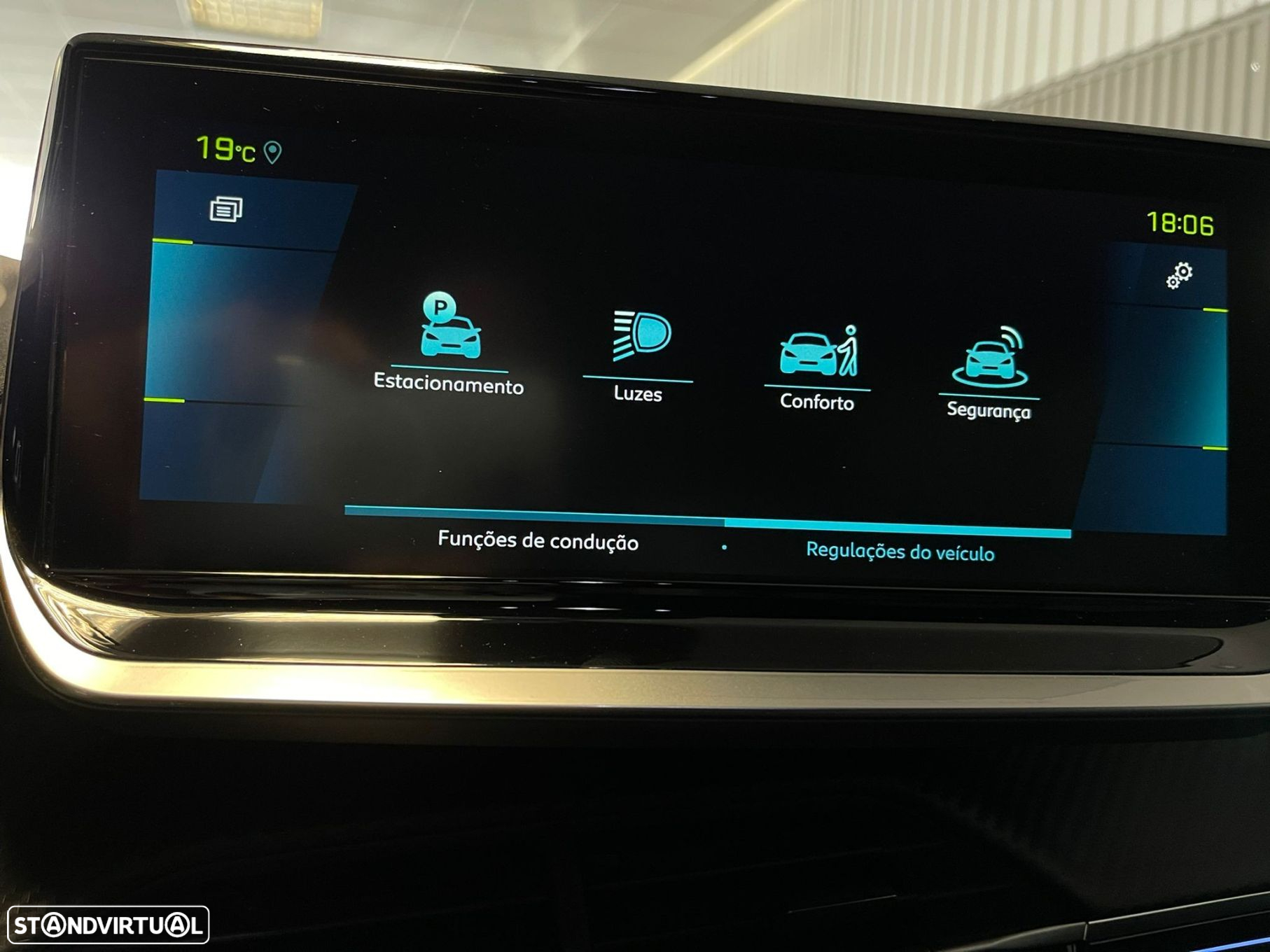 Peugeot e-2008 50 kWh GT Pack - 21