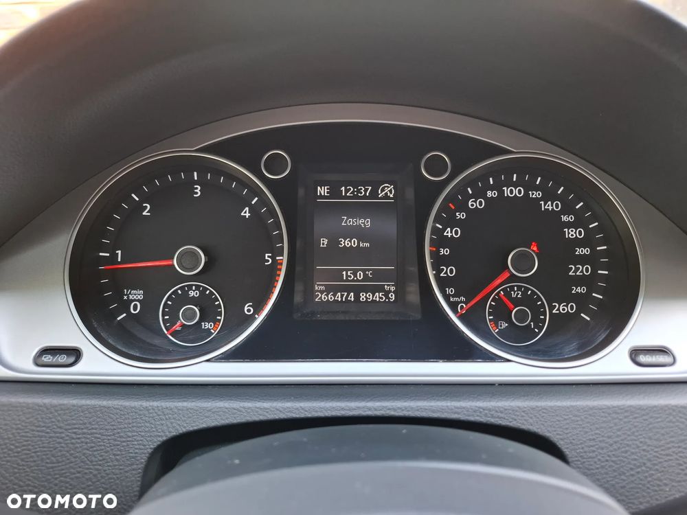 Volkswagen Passat 2.0 TDI Comfortline - 18