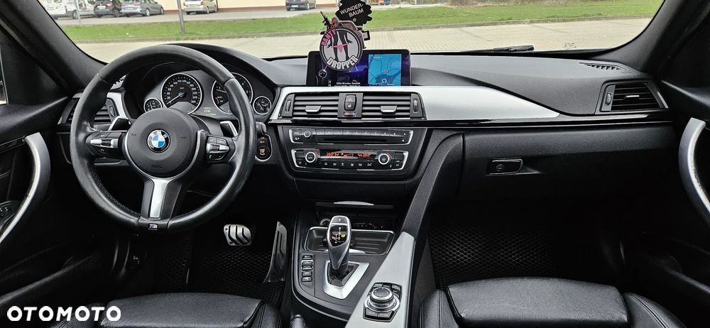 BMW Seria 3 320d xDrive Sport-Aut Luxury Line - 8