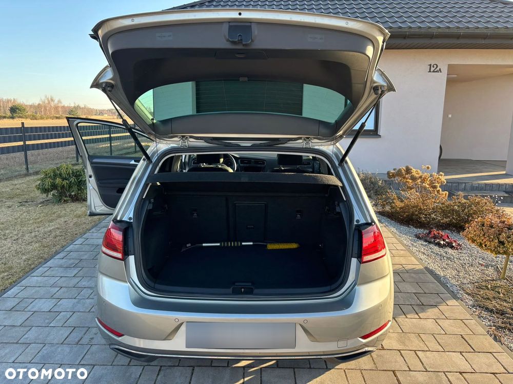 Volkswagen Golf 1.5 TSI BMT Comfortline - 15