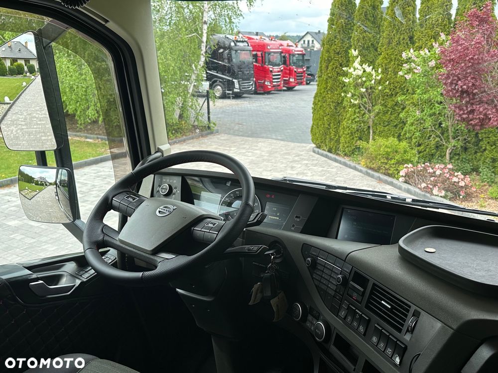 Volvo / FH 500 / 6X2 / HAKOWIEC / MEILLER -KIPPER 21-67/ Oś-SKRĘTNA-PODNOSZONA / - 33