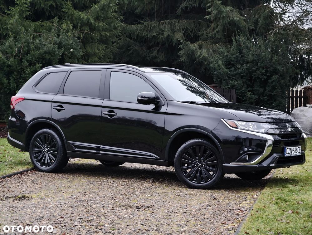 Mitsubishi Outlander 2.4 4WD CVT Intense - 23