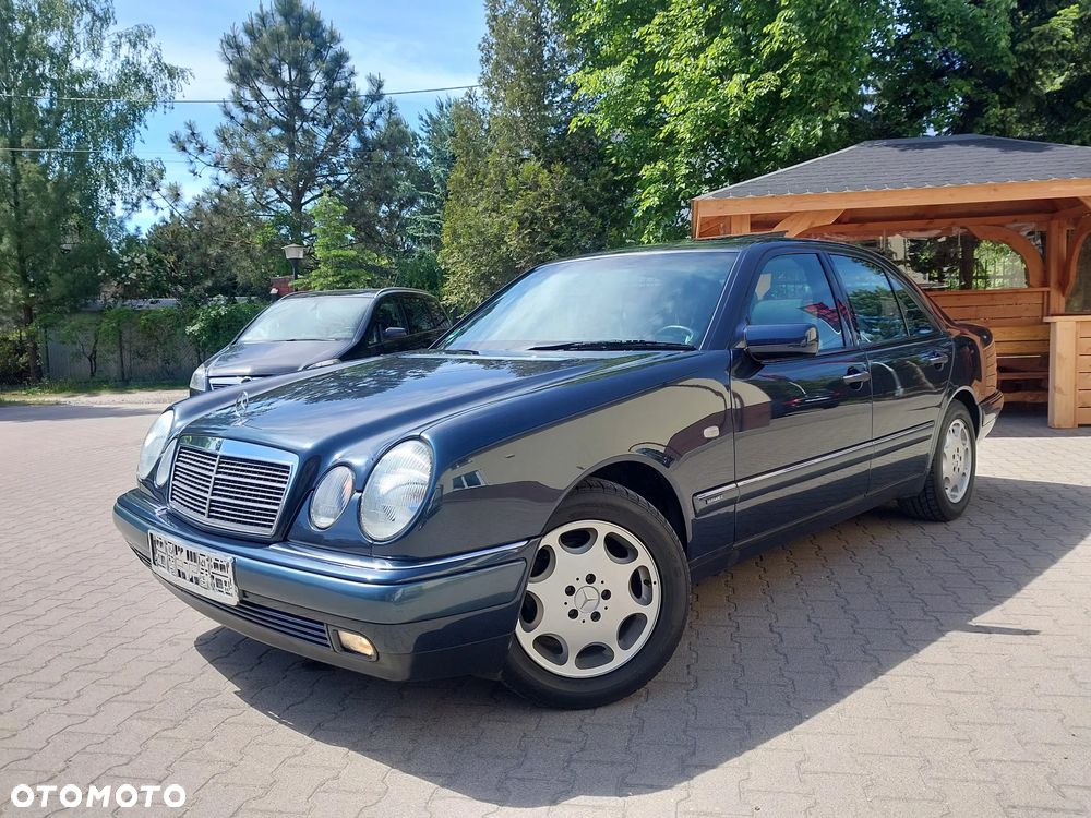 Mercedes-Benz Klasa E - 6