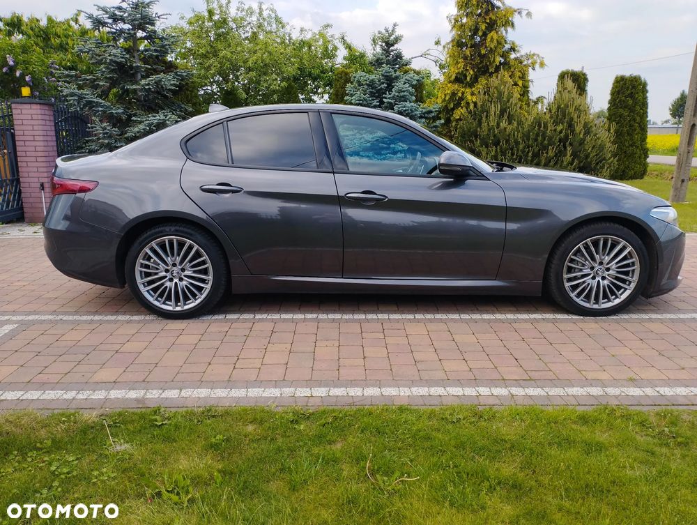 Alfa Romeo Giulia 2.0 Turbo Sprint - 8