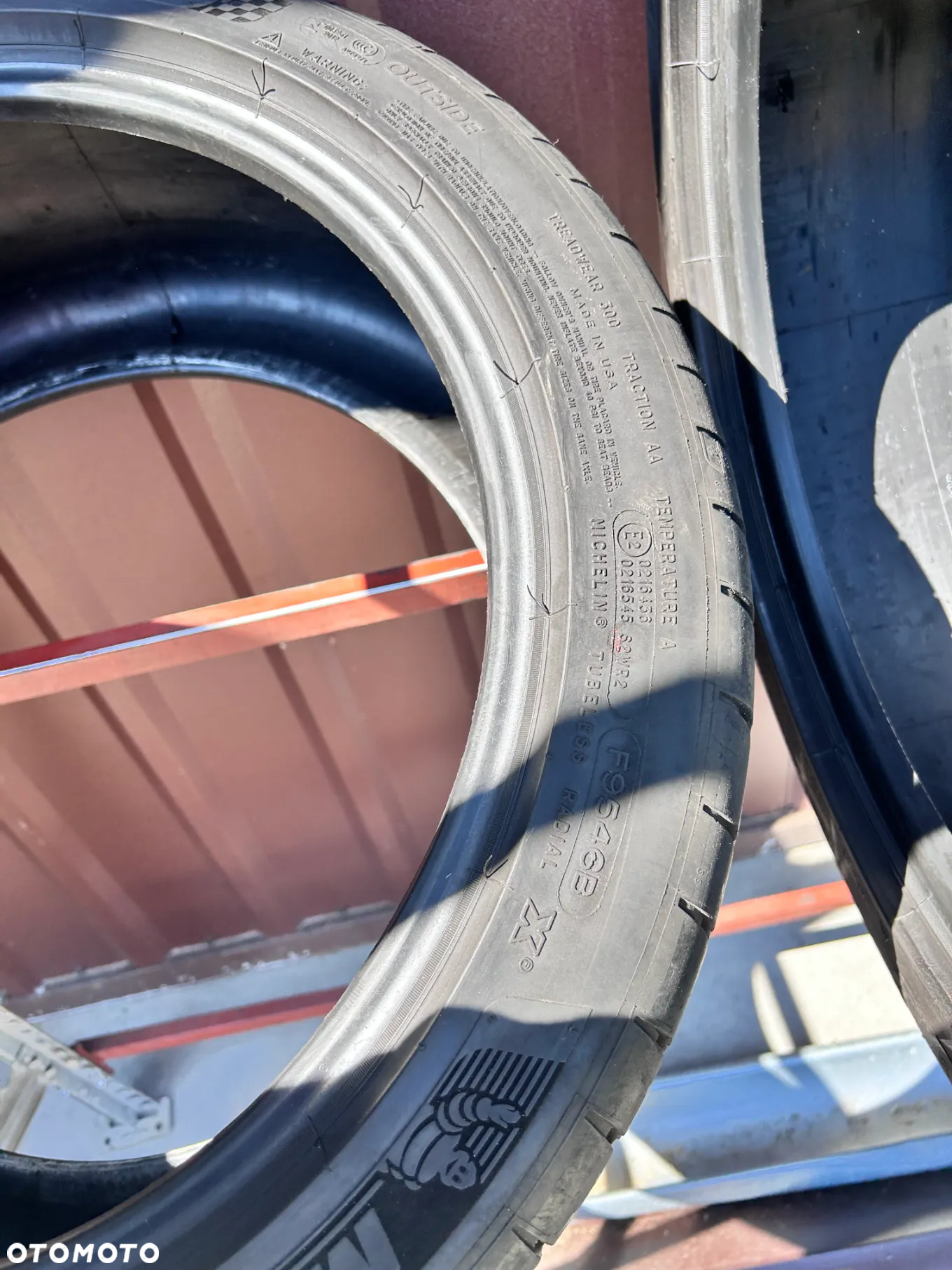 MICHELIN 2x 255/40/ zr 19  100Y  2x275/40/ ZR 19  105Y  XL - 16