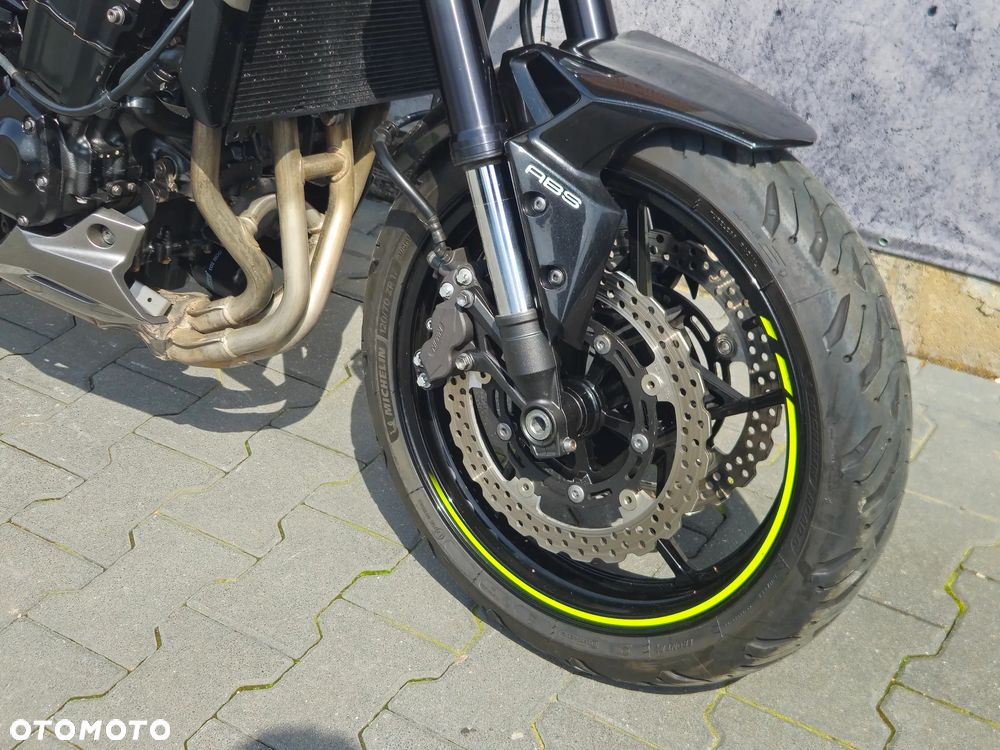 Kawasaki Z 900 - 18